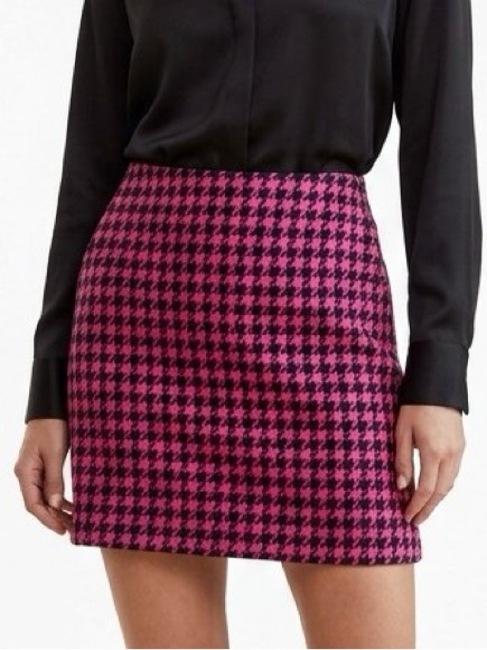 LOFT Pink & Navy Houndstooth Mini Skirt